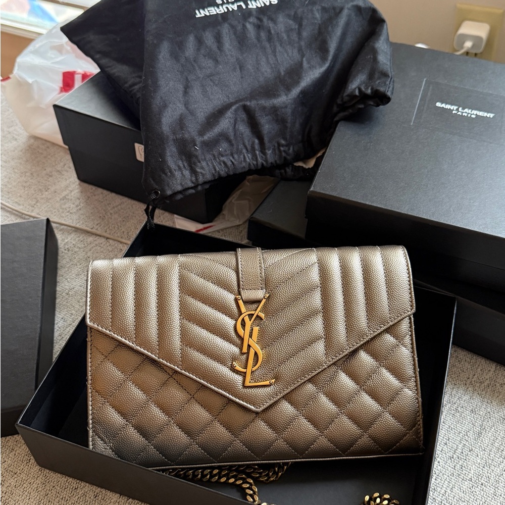 Saint Laurent Triquilt Metallic Gold Wallet Chain Bag - Picture 2 of 4